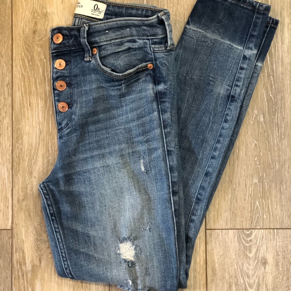 ABERCROMBIE & FITCH high rise ankle jean